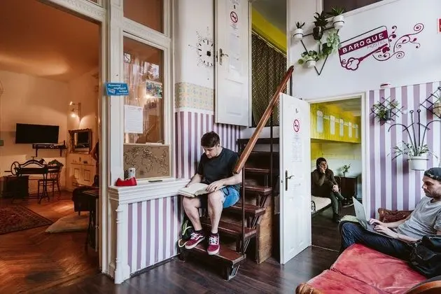 Baroque Hostel & Coworking - Lobi