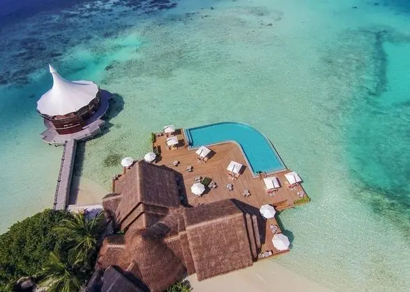 Baros Maldives - Havuz