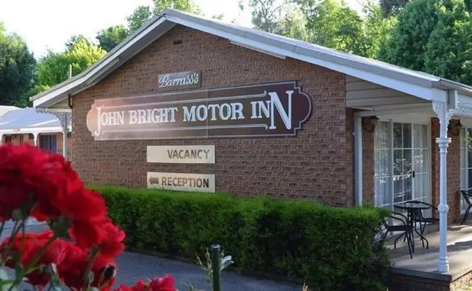 Barrass's John Bright Motor Inn - Dış Mekan