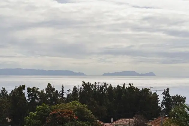 Barreiros I by An Island Apart