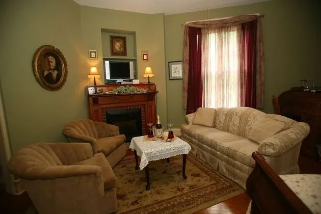 Barrister's Bed & Breakfast - Lobi