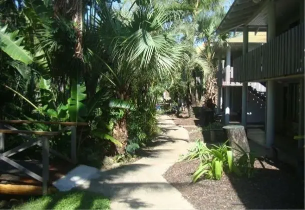 Base Airlie Beach Resort