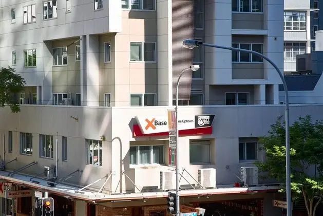 BASE Brisbane Uptown - Genel
