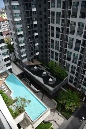 The Base Central Pattaya by Arawat