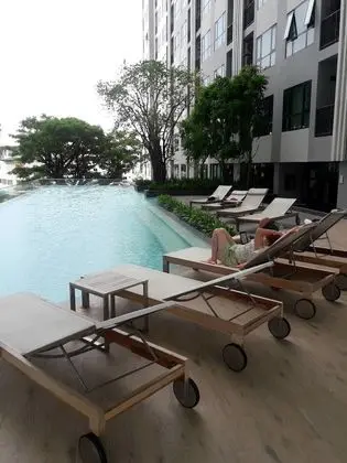 The Base Pattaya by Avi - Havuz