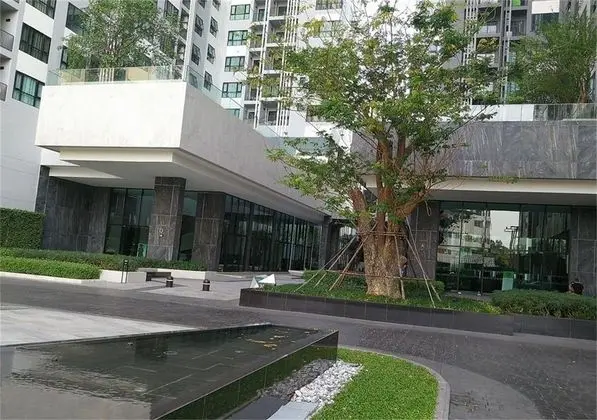 The base pattaya condo - Dış Mekan