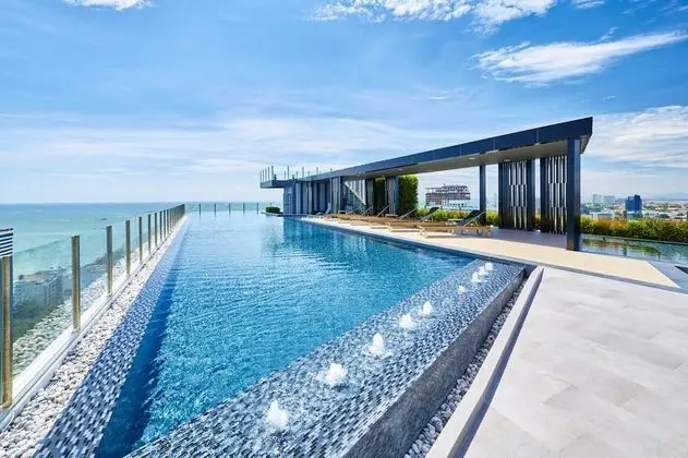 The Base Pattaya by Smart Delight - Havuz