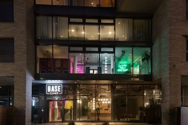 BaseCamp Hotel Dortmund - Dış Mekan