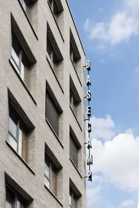 BaseCamp Hotel Dortmund - Dış Mekan