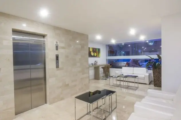 Hotel Basic Ms Centenario - Lobi