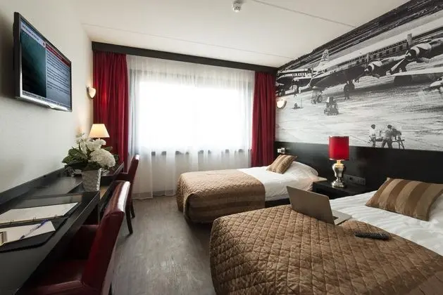 Bastion Hotel Amsterdam Airport - Oda