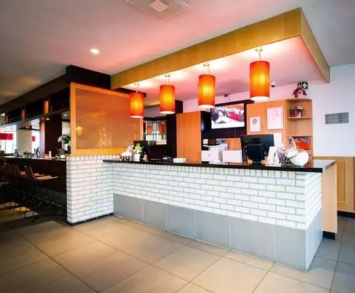 Bastion Hotel Dordrecht Papendrecht - Lobi