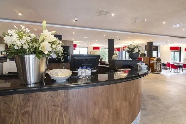 Bastion Hotel Eindhoven Waalre - Lobi