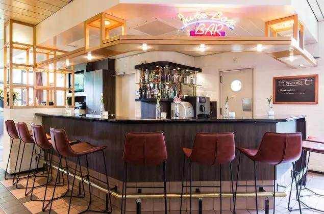 Bastion Hotel Groningen - Bar
