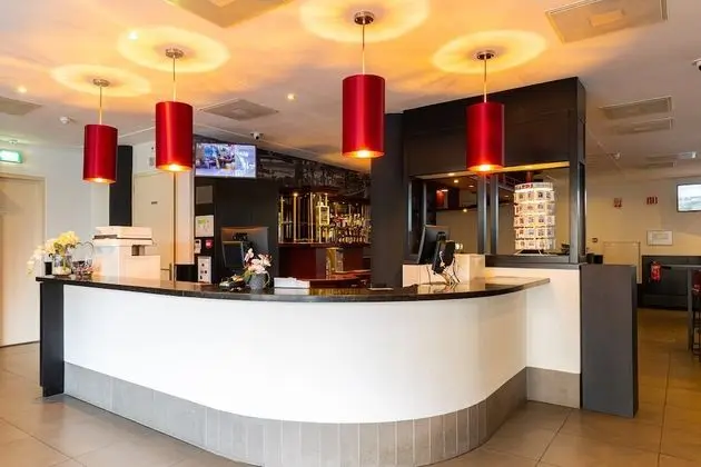 Bastion Hotel Rotterdam Alexander - Lobi