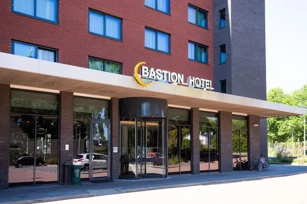 Bastion Hotel Tilburg - Dış Mekan