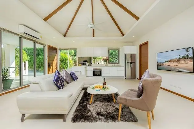 Villa Batam by TropicLook