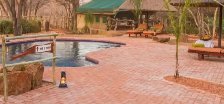 Bateleur Tented Safari Lodge and Bush Spa - Havuz