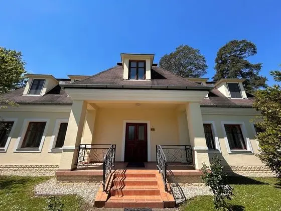 Batthyány Kastélyszálló - Dış Mekan