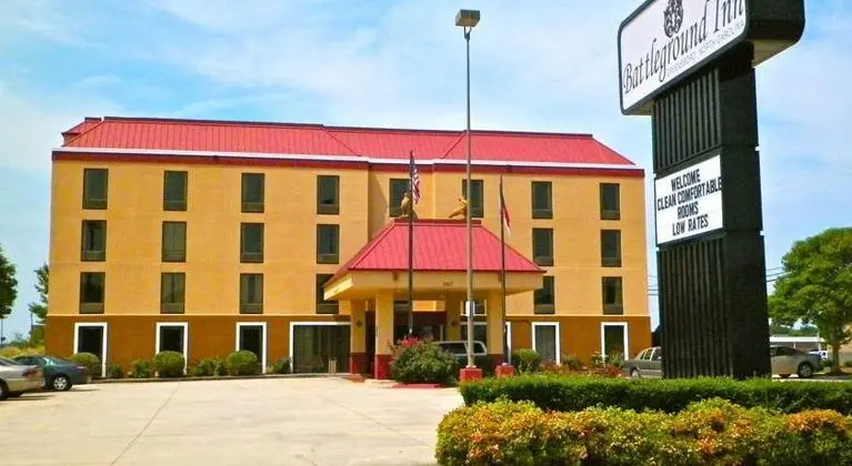 Battleground Inn - Greensboro