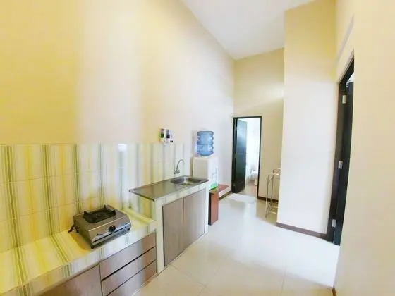 Villa Batu 2 kamar 5 dekat Museum Angkut - Mutfak