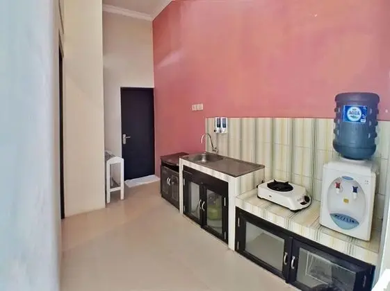The Batu Villas No 10 near Museum Angkut - Mutfak
