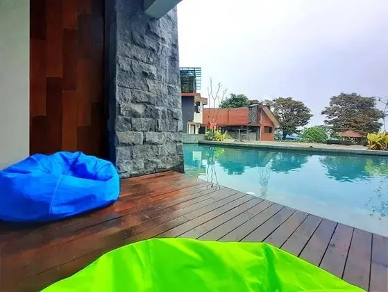 The Batu Villas No 2 near Jatim Park - Havuz