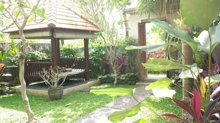 Batuan Villa