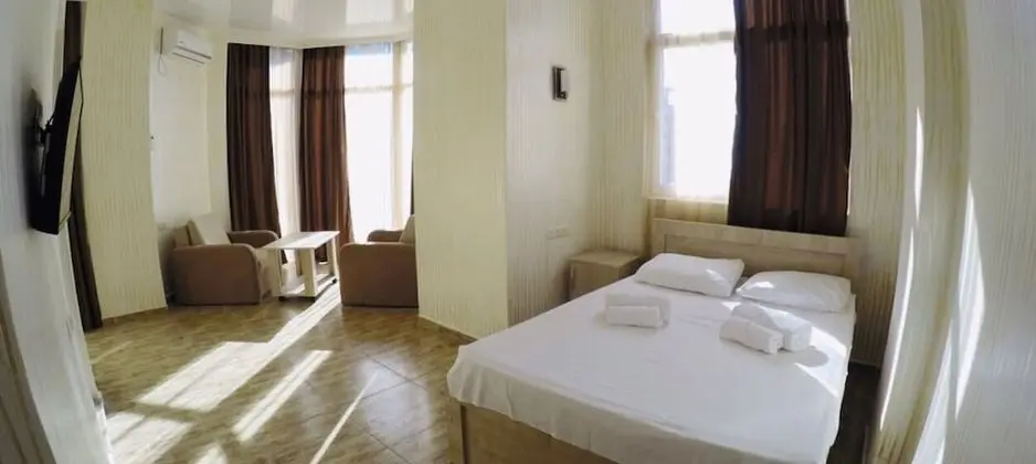 Hotel Batumi Inn - Oda