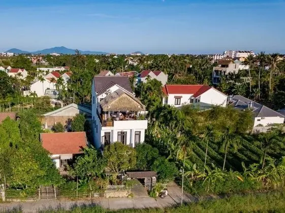 The Bau Bi Retreat