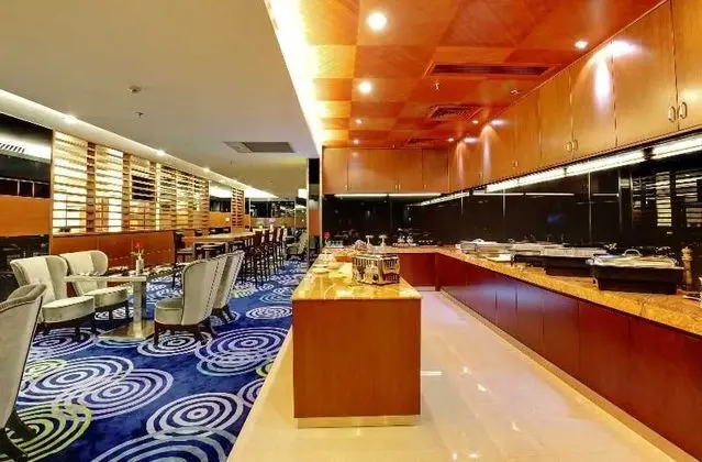 The Bauhinia Hotel Shenzhen - Yeme / İçme