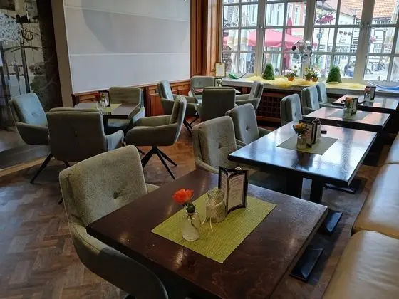 Baumhove Hotel Restaurant Am Markt - Kahvaltı