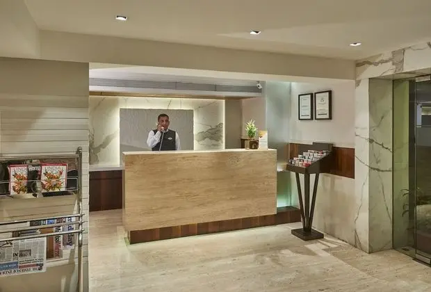Hotel Bawa Continental - Lobi