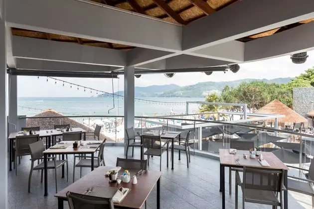 The Bay and Beach Club - Lobi