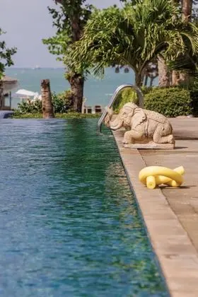 Bay Beach Resort - Havuz