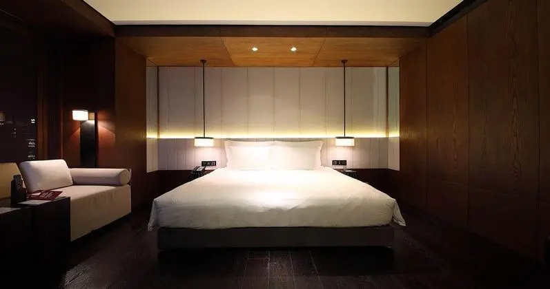 Bay Breeze Hotel - Genel