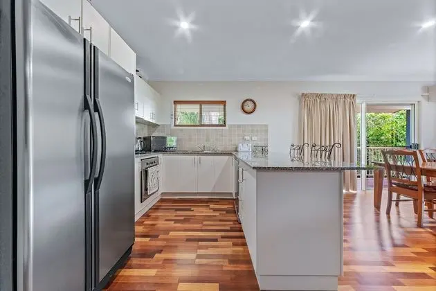 Bay Breezes - Cannonvale - Mutfak