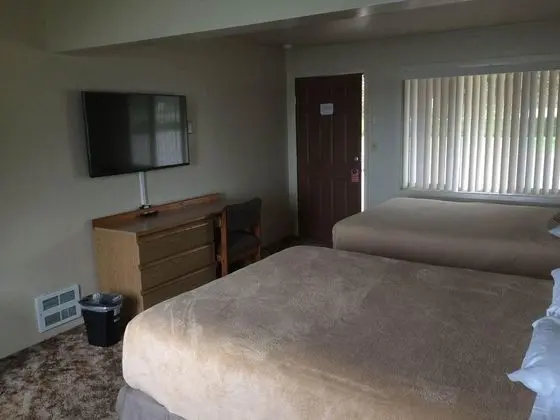 The Bay Bridge Motel