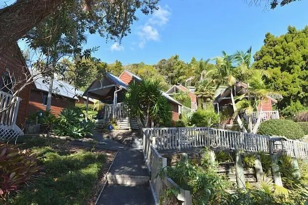 Bay Cabinz Motel