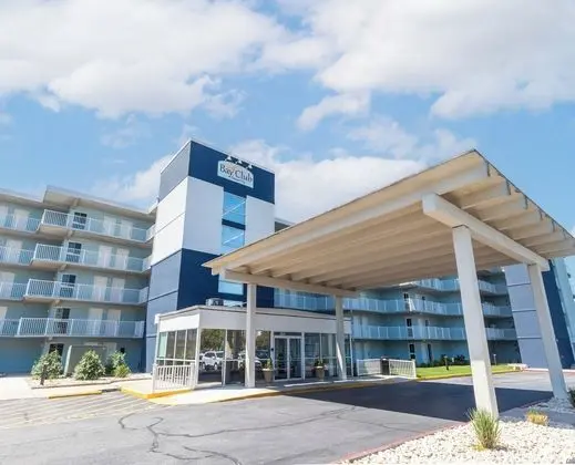 Bay Club Resort