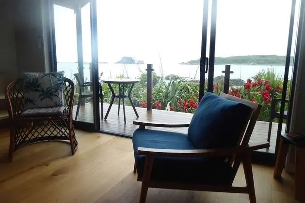 The Bay House Beachfront Accommodation - Öne Çıkan Resim