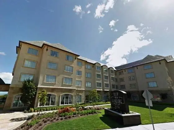 Bay Landing Hotel