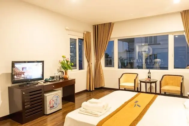 Bay Luxury Hanoi Hotel - No 9 Nguyen Truong To - Oda