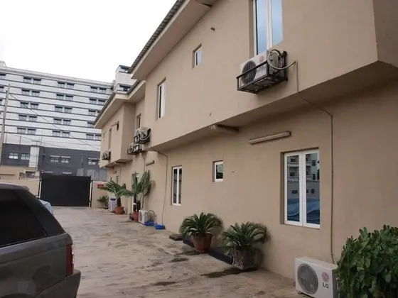 Bay Suites
