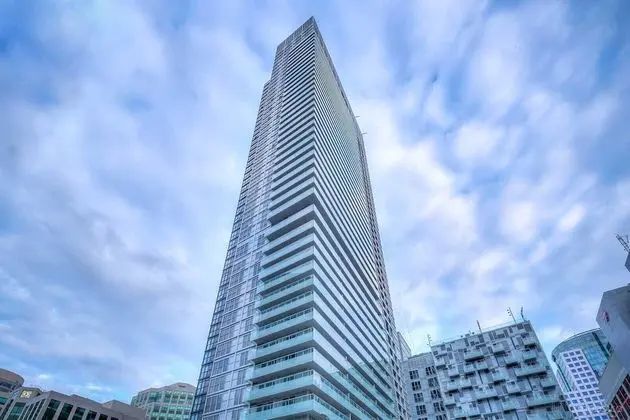 The Bay Suites MTCC CN TOWER