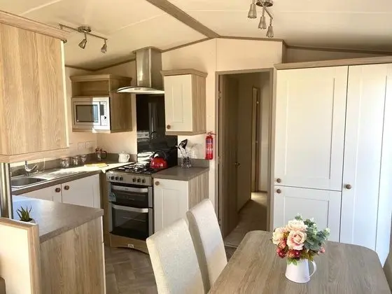 Bay View 37 Oceans Edge by PRL Lodge Hire - İç Mekan