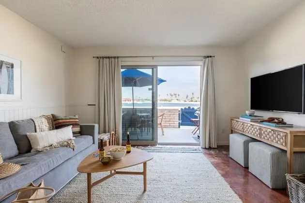 Bay View Buyout A by Avantstay Mission Beach Home on the Sand Sleeps 20 - İç Mekan