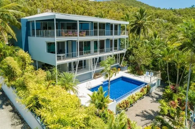 Baybliss Studio 1