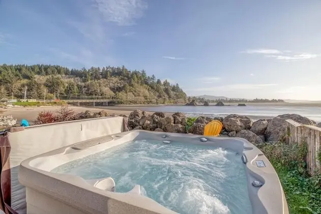 Bayfront Bungalow - Spa