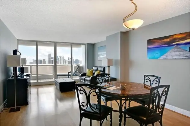 Bayfront Gem With Balcony and Pool